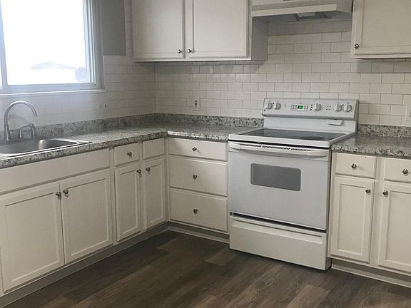 3rd image of 20 Olvera Cir