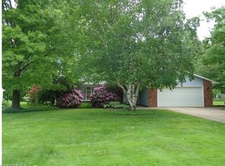 1029 Brainard Rd, Highland Heights, OH 44143