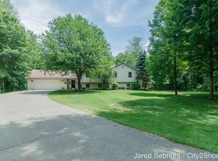 7798 116th Ave, Holland, MI 49424