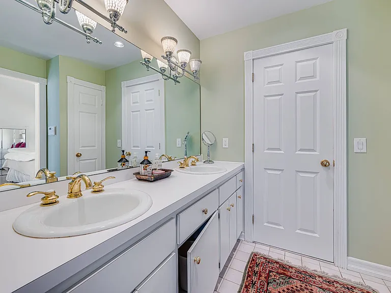 1 Dory Ln — Photo 17
