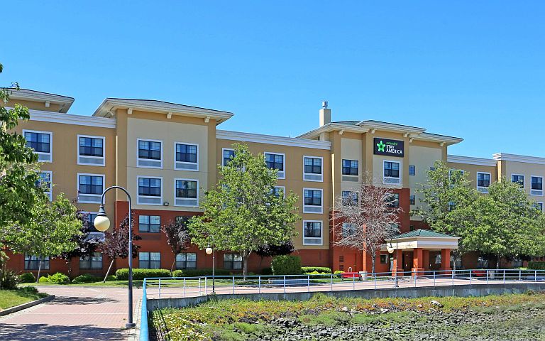 1350 Marina Village Pkwy Alameda, CA, 94501  Apartments for Rent  Zillow