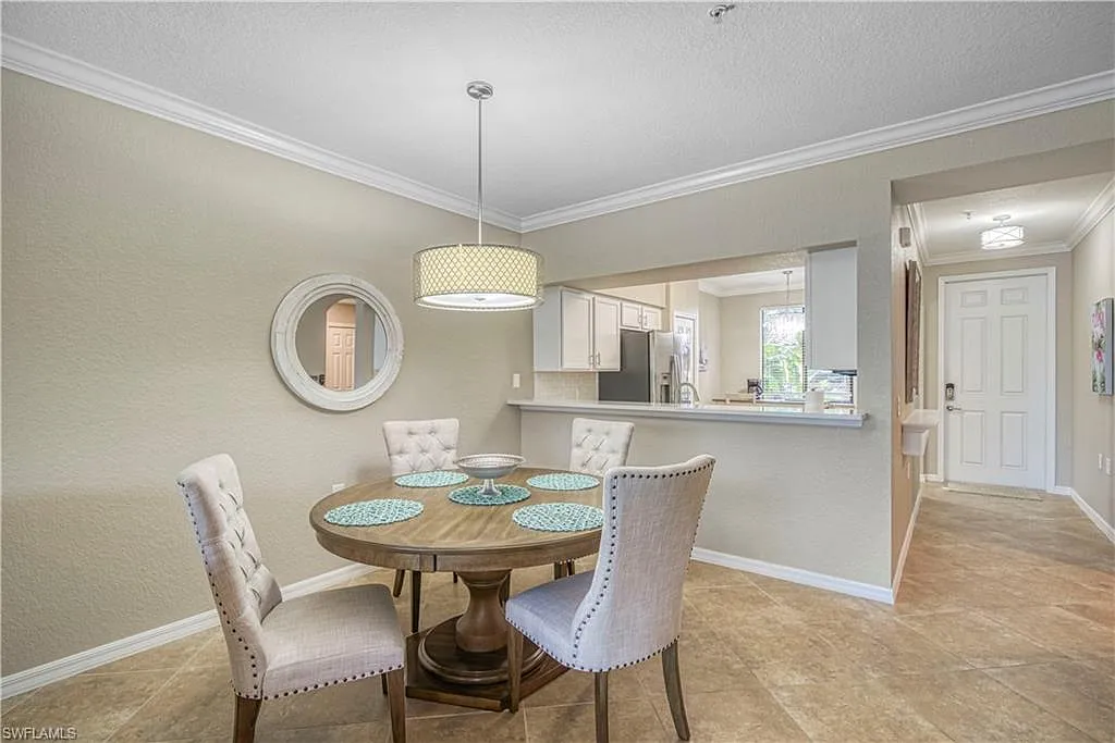 2 bed, 2.0 bath, 1194 sqft, $6,500 — Photo 4