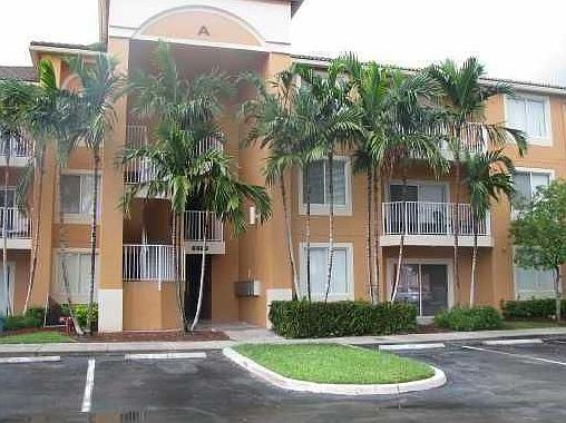 1st image of 6928 SW 39th St #301A