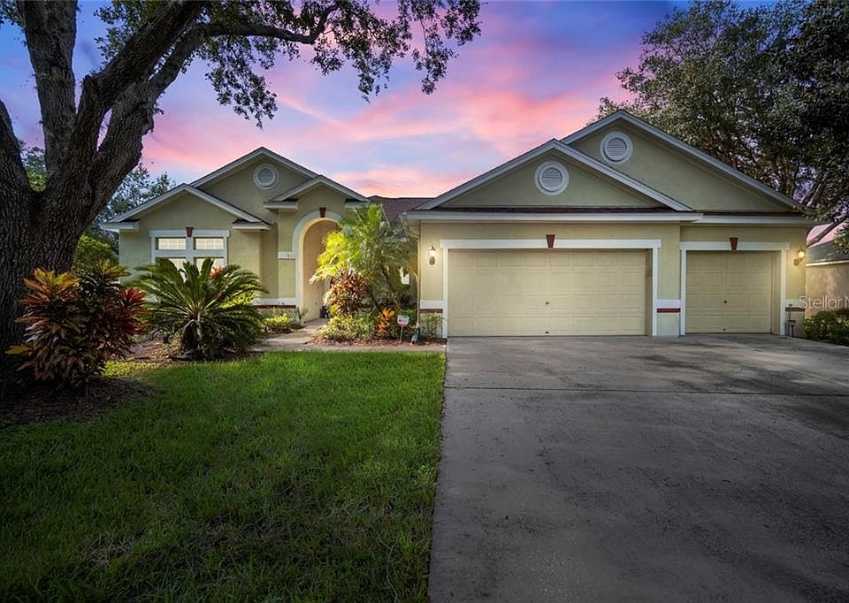 1st image of 12420 Riverglen Dr