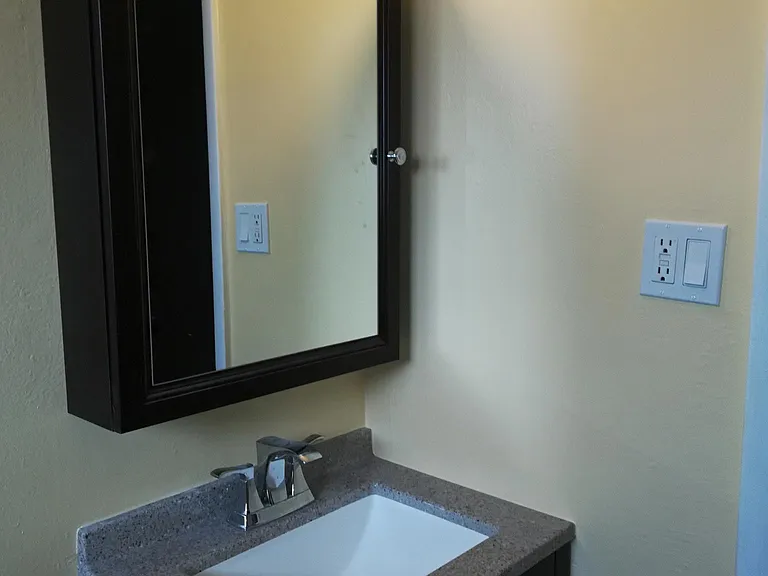 4575 Everett St — Photo 6