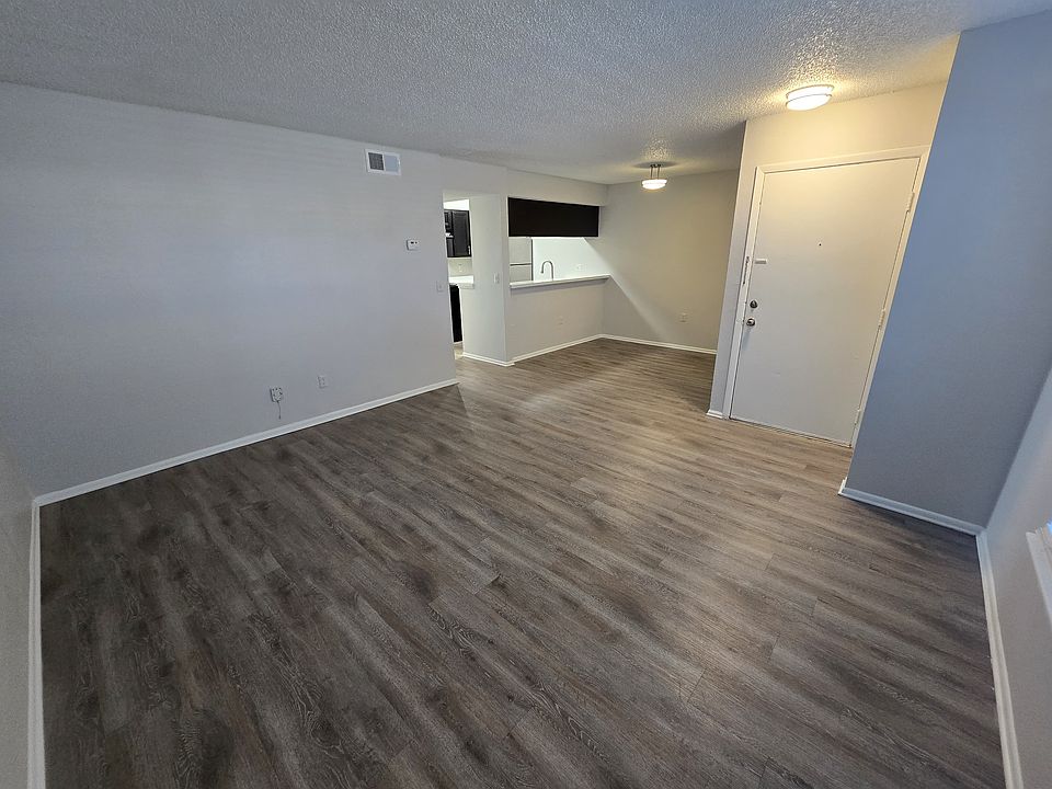 1st image of 5882 Tradewinds Ln