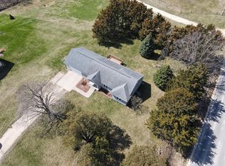 512 Holt St, Anamosa, IA 52205