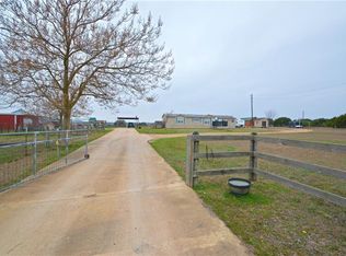 575 Whitaker Rd, Florence, TX 76527