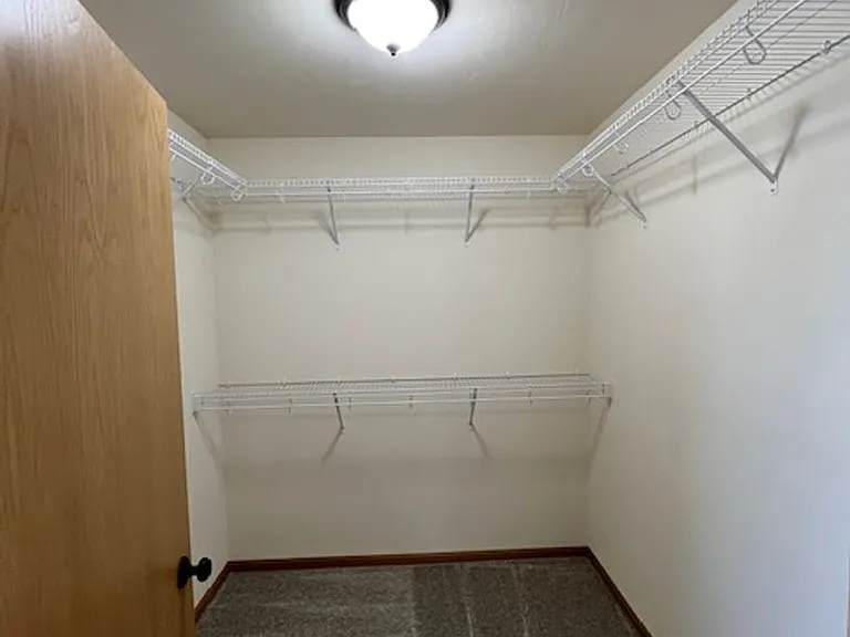 312 Woodcrest Ln — Photo 11