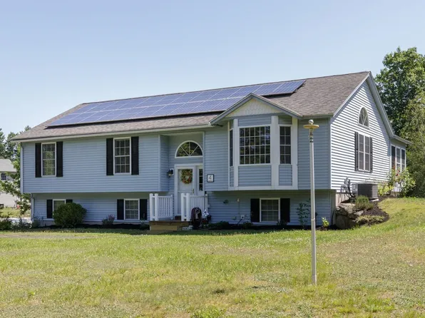 4 Lancer Lane, Danville, NH 03819