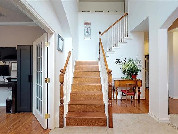 2nd image of 3007 Fairland Dr