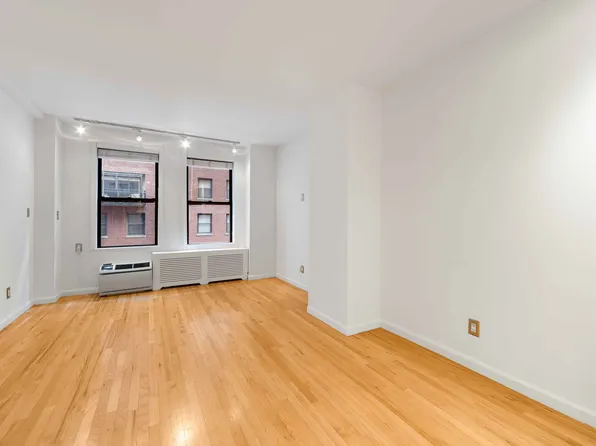 150 West 58th Street image 6 of 15