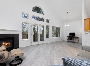 2152 28th St, Bellingham, WA 98225