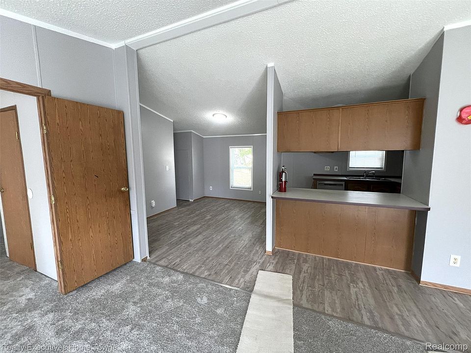 7140 Mapleview Cir W #64, photo 30