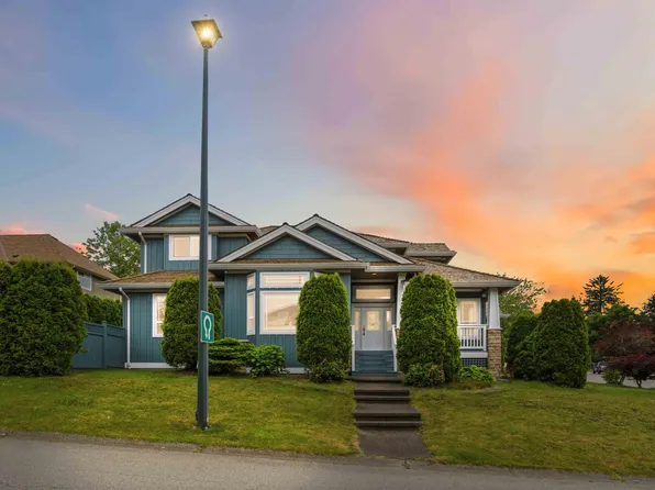 14708 31a Ave, Surrey, BC V4P 3E8