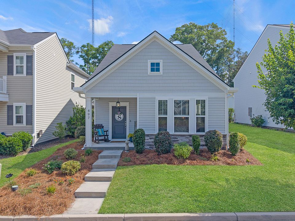 1st image of 497 Spring Hollow Dr