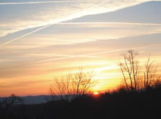 153 Little George Ln, Clinton, TN 37716