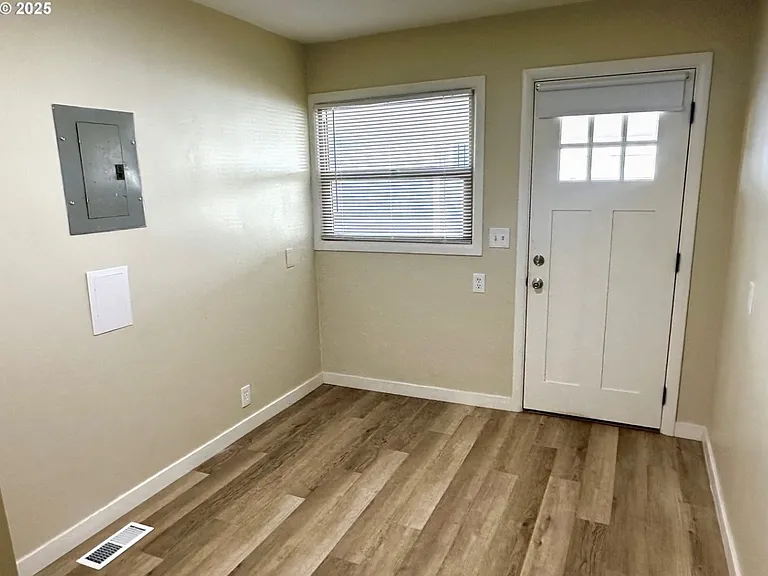 8415 SE Hinkley Ave — Photo 15