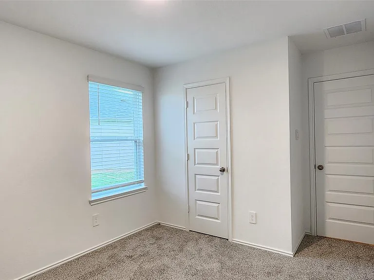 3610 Lanercost Ln — Photo 25