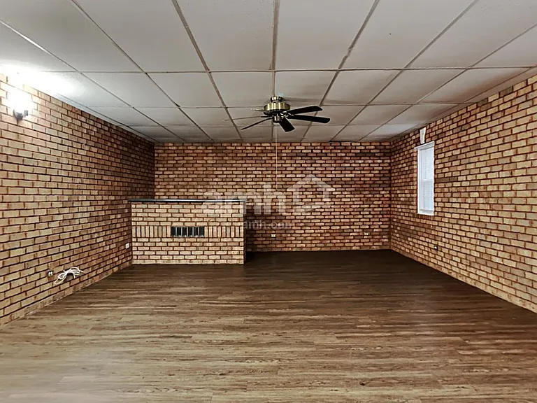 817 Hillary Ct — Photo 19