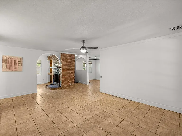 3821 SW 7th Avenue Rd — Photo 22