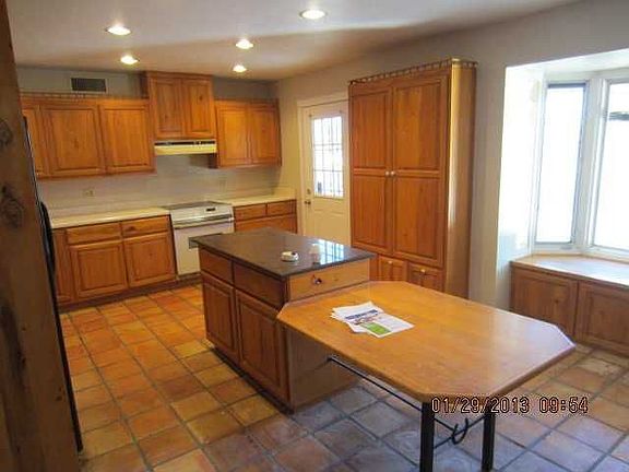 3rd image of 7005 S 66th Ave