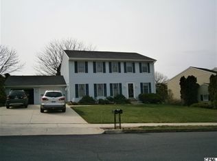 2104 Foxfire Dr, Mechanicsburg, PA 17055
