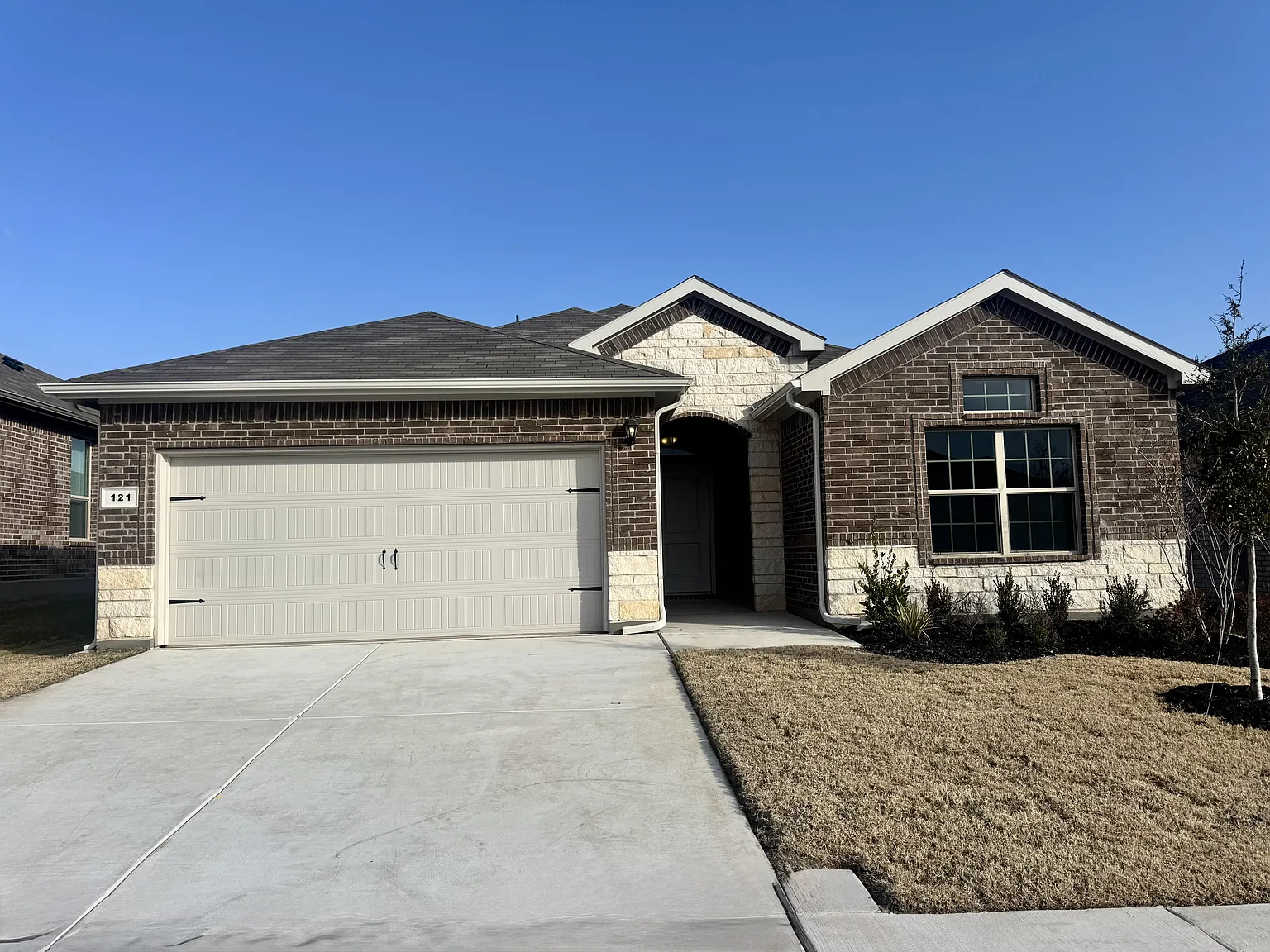 160 Daffodil Lane — Photo 3
