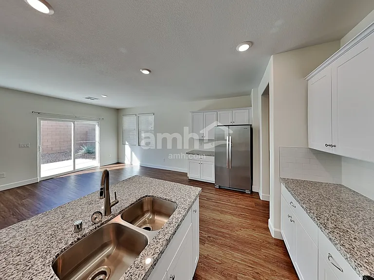8163 Inhibition Ct — Photo 3
