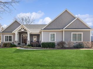 11832 Marquette Dr, New Buffalo, MI 49117