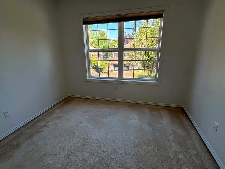 bedroom #1