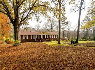 6136 Oakridge Dr, Morrow, GA 30260