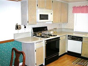 5th image of 25900 Oak St Unit 107