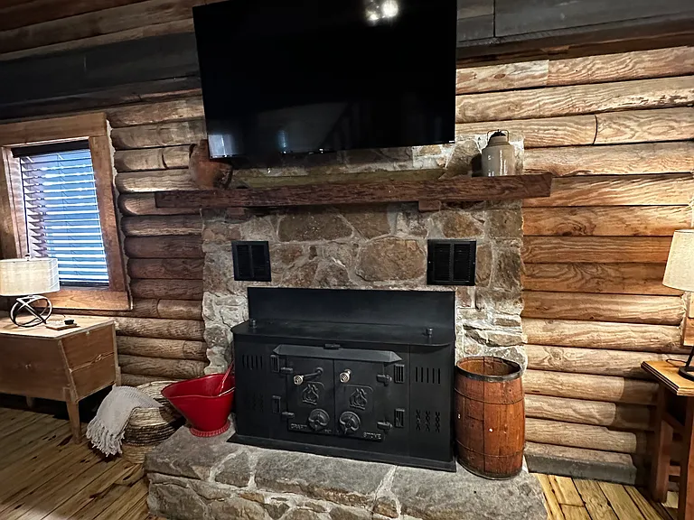 121 County Road 215 — Photo 10