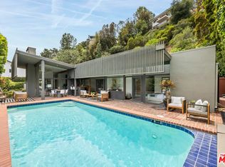 1001 Kenfield Ave, Los Angeles, CA 90049