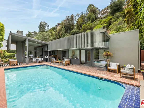 1001 Kenfield Ave, Los Angeles, CA 90049