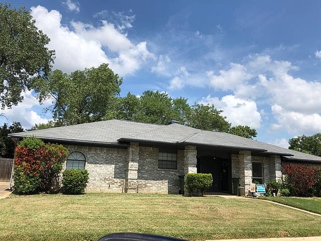 1st image of 2329 Oakmont Dr