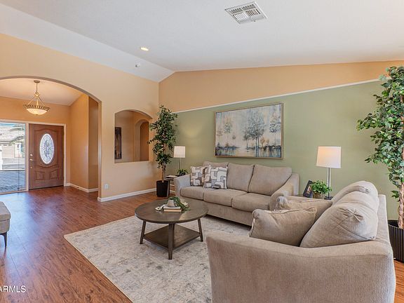 3rd image of 14821 W CATALINA Drive