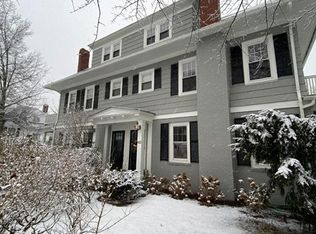 420 Wayland Ave, Providence, RI 02906