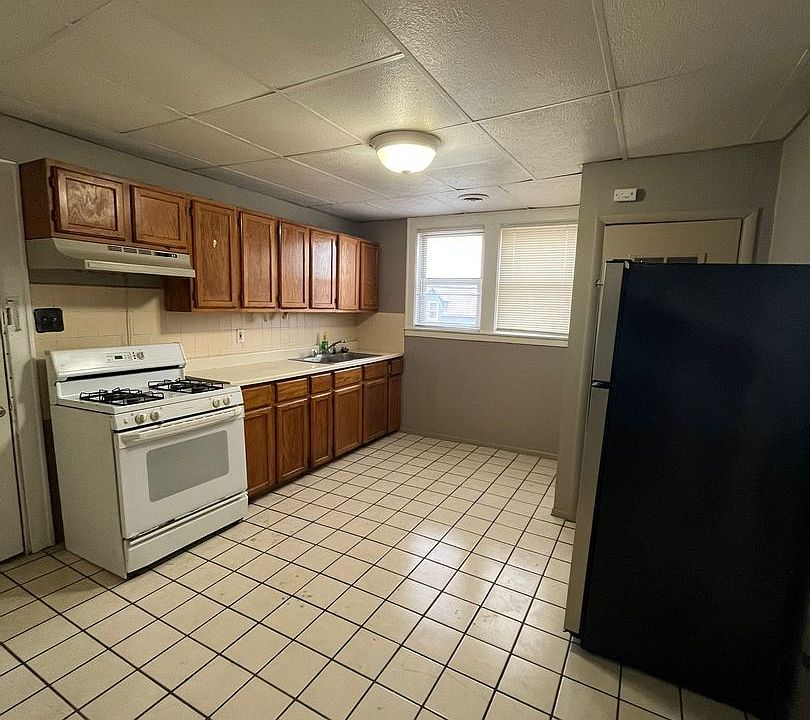 1st image of 4002 Pulaski St #1