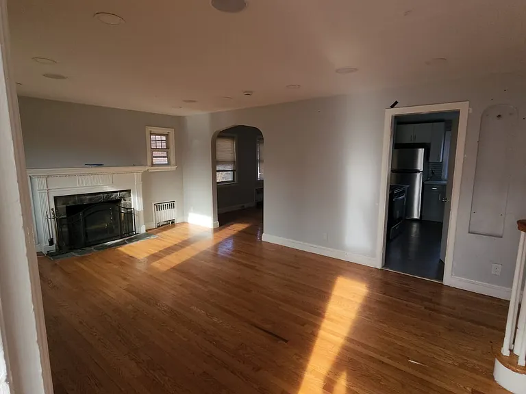 722 Dewitt St — Photo 5
