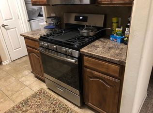 2404 Rookhaven Ln, Yukon, OK 73099