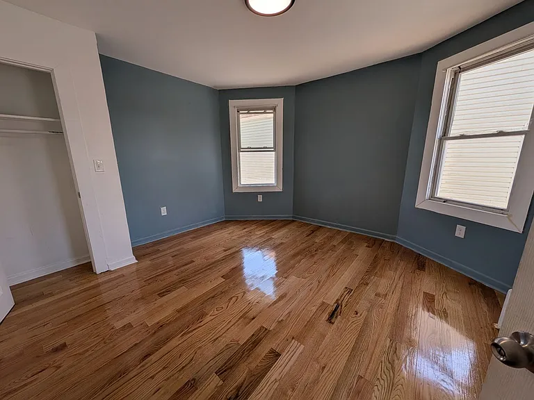 45 2nd Ave — Photo 11