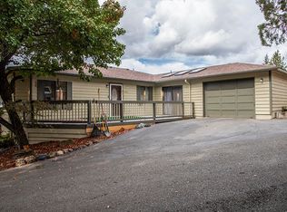 1406 NE Talbott Dr, Grants Pass, OR 97526