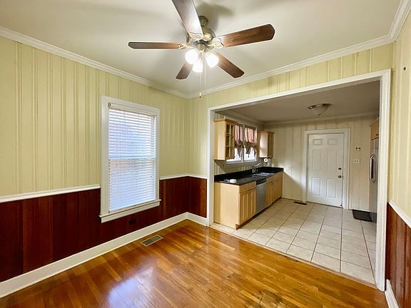 5th image of 1113 Florence St APT A