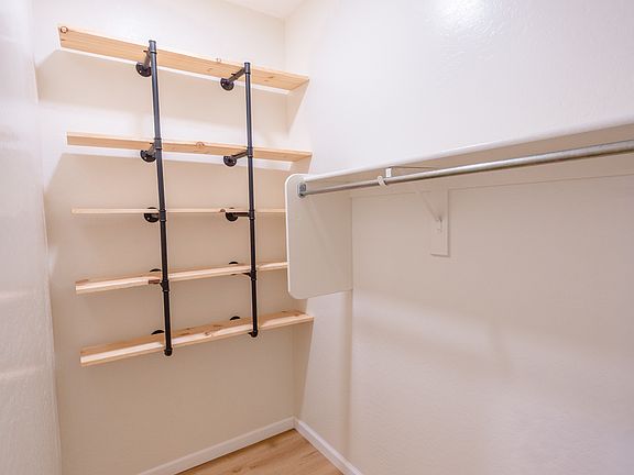 4th image of 1270 W Carlsbad Dr #2