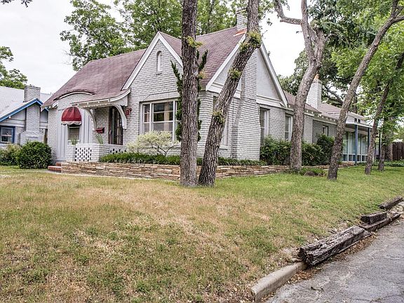 3rd image of 2500 Marigold Ave