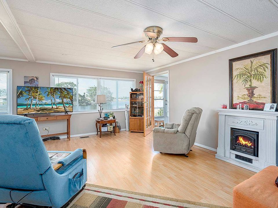 1st image of 868 Lacosta Ln