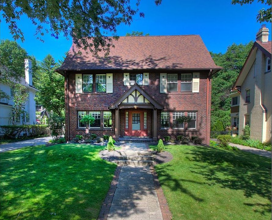 1st image of 2266 Chatfield Dr