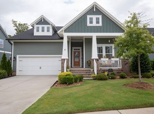 409 Lucky Ribbon Ln, Holly Springs, NC 27540